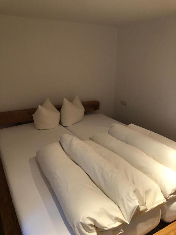 Haus Oberdorf Daire Zams Dış mekan fotoğraf